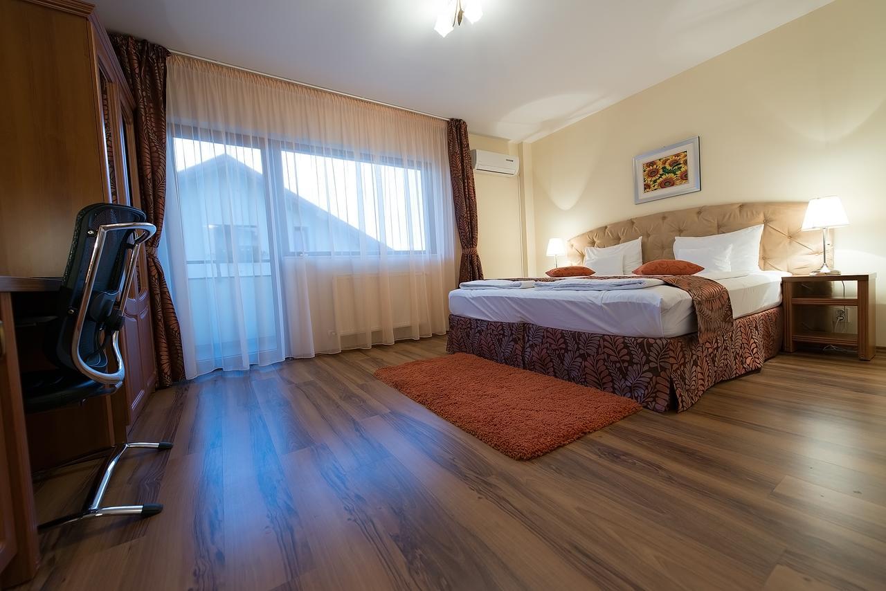 Cabrio Apart Hotel クルージュ＝ナポカ エクステリア 写真