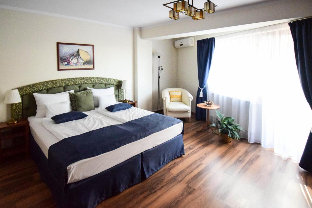 Cabrio Apart Hotel クルージュ＝ナポカ エクステリア 写真